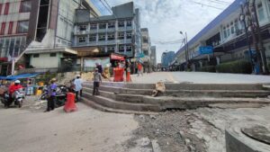Tangga Pedestrian Jalan Ranggagading Diprotes Warga, PPK: Tidak Bisa Dibongkar Proyek, Proyek Suryakencana, Pedestrian, Jalan Ranggagading, Protes Warga, PPK, Dibongkar