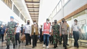 Menhub Cek Tempat Karantina Pekerja Migran Indonesia Menhub, Budi Karya Sumadi, Karantina, Pekerja Migran, Migran, Migran Indonesia