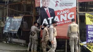 Pemkot Bogor Tertibkan Spanduk Politisi yang Bertebaran Pemkot Bogor, Spanduk Politisi, Spanduk Bertebaran, Politisi