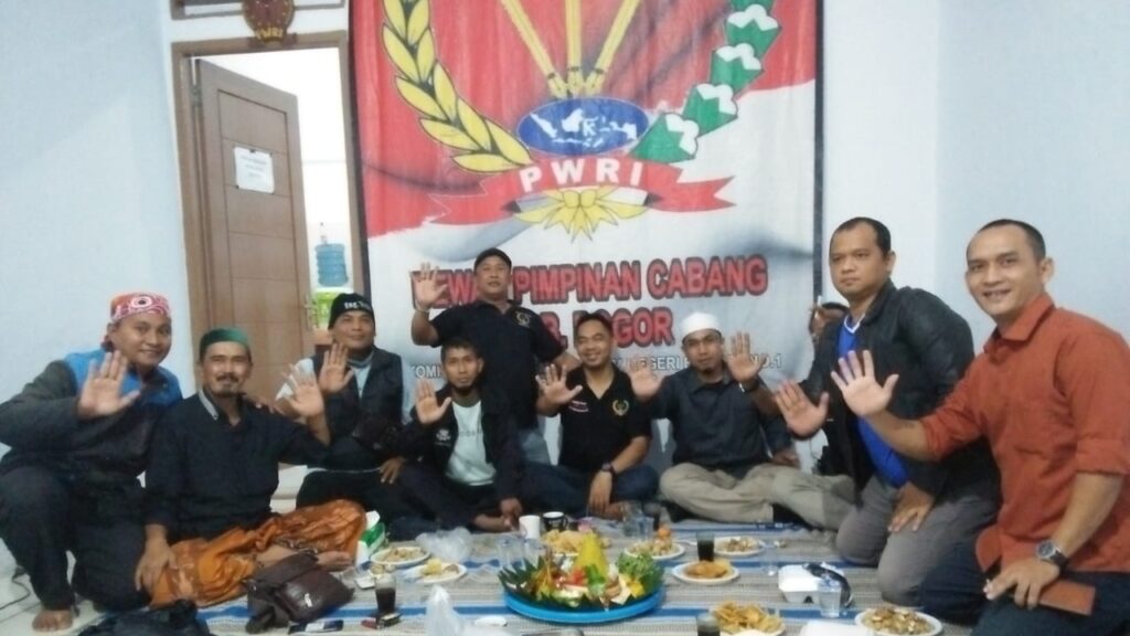 Malam Tahun Baru, Tahun Baru, PWRI Bogor, Syukuran, Kantor Baru