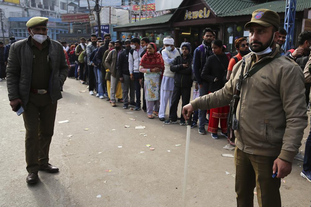 Belasan Orang Tewas, Tahun Baru, Kuil Hindu, Kashmir