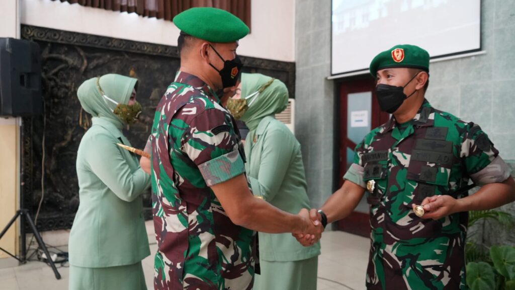 Danrem Suryakencana Pimpin Sertijab Tiga Dandim Danrem Suryakencana, Sertijab Dandim, Dandim Kabupaten Bogor, Dandim Cianjur, Dandim Kabupaten Sukabumi