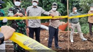 Langgar Perizinan Lingkungan, DLH Jabar Segel PT Sinerga Nusantara Perizinan Lingkungan, DLH Jabar, Segel, Sanksi, Sinerga Nusantara