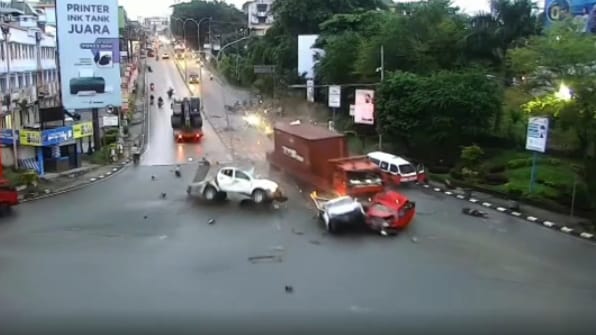 Kecelakaan Maut di Balikpapan, Empat Korban Meninggal Dunia Kecelakaan Maut, Kecelakaan, Balikpapan, Korban Meninggal Dunia