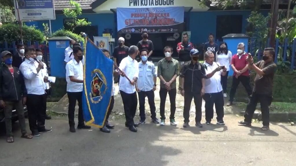 Peduli Semeru, Erupsi Semeru, Lumajang, Bangun MCK, MCK, Mushola
