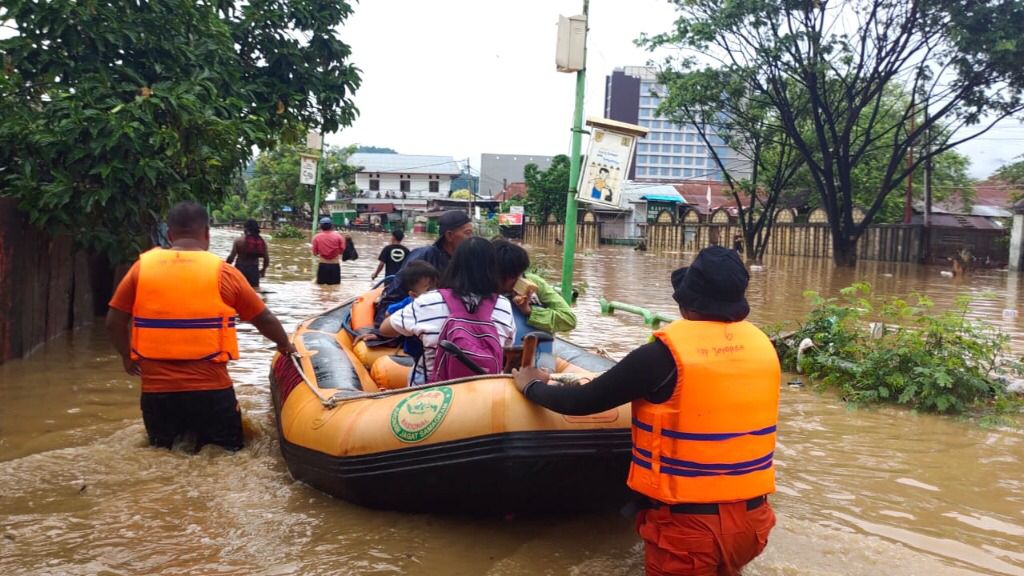 Jayapura Diterjang Banjir, Sejumlah Orang Meninggal Dunia Jayapura, Banjir Jayapura, Korban Meninggal, BNPB