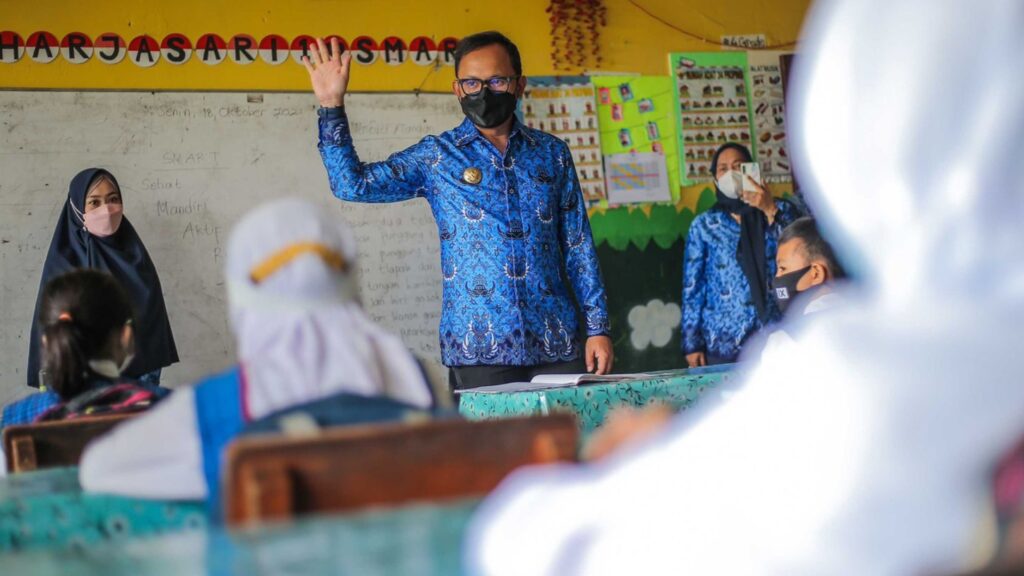 Kota Bogor PPKM Level 2, Pembelajaran Tatap Muka 100 Persen Ditunda PPKM Kota Bogor, PPKM Level 2, Pembelajaran Tatap Muka, PTM Ditunda, PTM 100 Persen, Covid-19 Kota Bogor