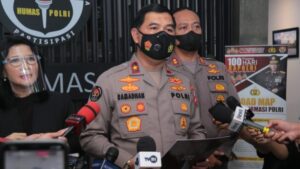 Kabur Karantina, Polisi Usut Dugaan Suap Rachel Vennya Kabur Karantina, Polisi, Dugaan Suap, Rachel Vennya