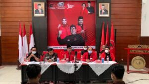 Berbuntut Panjang, PDIP Jabar Minta Arteria Dahlan Diberhentikan Berbuntut Panjang, PDIP Jabar, Arteria Dahlan, Pemecatan
