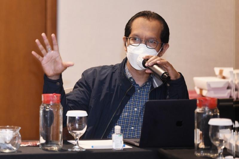 Stafsus Menkominfo-Philip Gobang-18 Jan-AYH