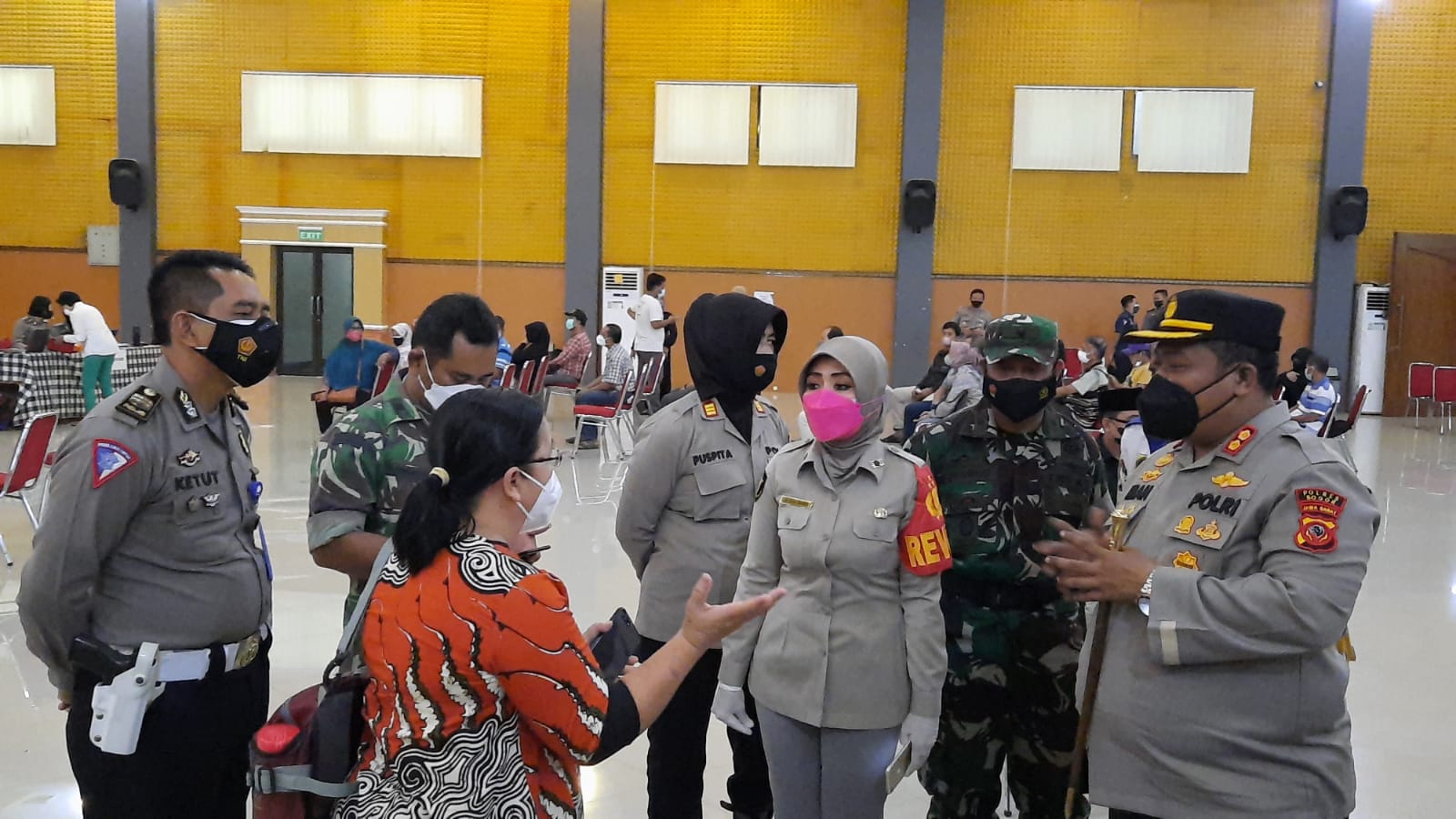 Lansia, Vaksin Booster, SDIT Almadinah, Cibinong
