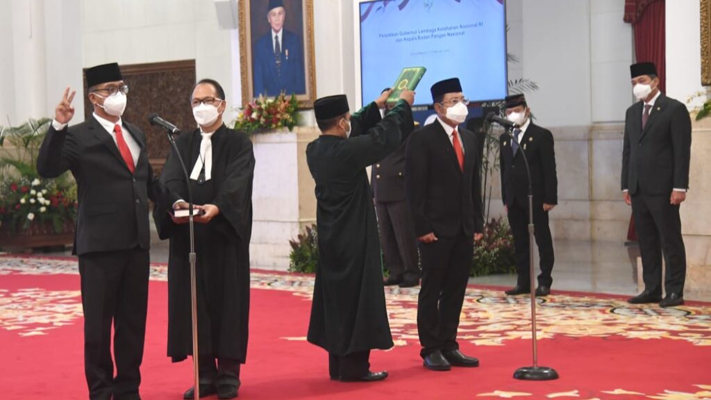 Andi Widjajanto Dilantik Jadi Gubernur Lemhannas Andi Widjajanto, Gubernur Lemhannas, Lemhanas, Jokowi