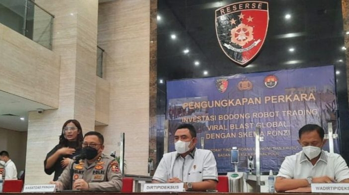 Satgas Pangan Temukan Pemalsuan Minyak Goreng di Empat Provinsi Satgas Pangan, Pemalsuan Minyak Goreng, Minyak Goreng