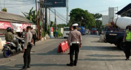 Patroli PPKM di Cibinong, Banyak Pelanggaran Prokes Patroli PPKM, Polsek Cibinong, Pelanggaran Prokes