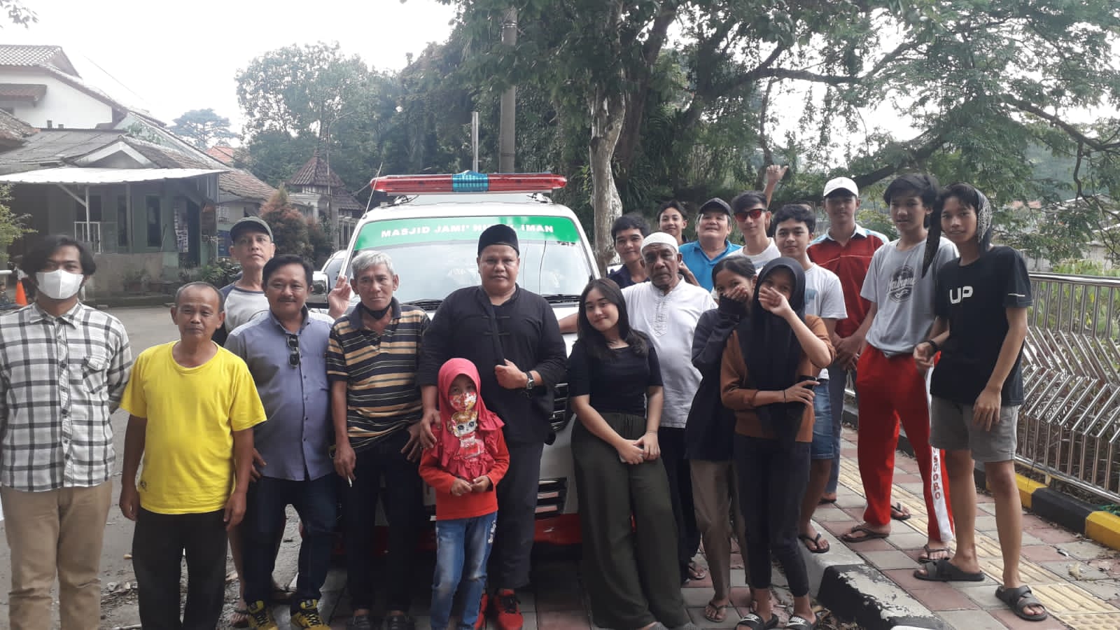 Perjuangan, Gotong royong, Warga Lebak Kantin, Lebak Kantin, Mobil Ambulans, Ambulans