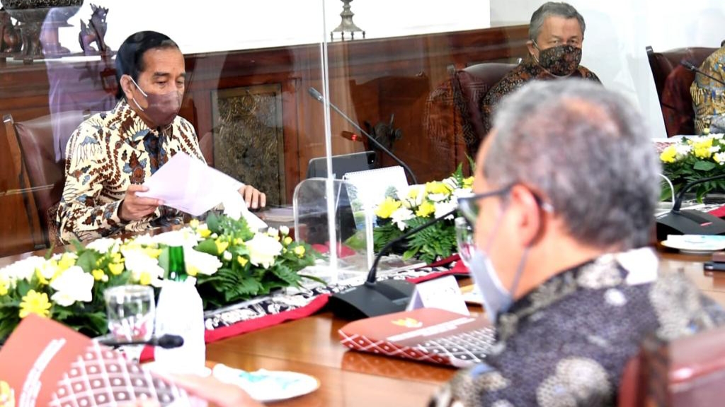 Temui Jokowi, Pansel Laporkan 21 Calon Anggota Dewan Komisioner OJK Presiden Jokowi, Pansel OJK, Komisioner OJK, OJK, Sri Mulyani