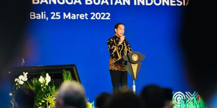 Pacu Pertumbuhan Ekonomi, Jokowi Minta Beli Produk Dalam Negeri