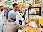 Jelang Ramadan, Jokowi Cek Bahan Pokok di Pasar Ramadan, Jokowi, Bahan Pokok, Pasar