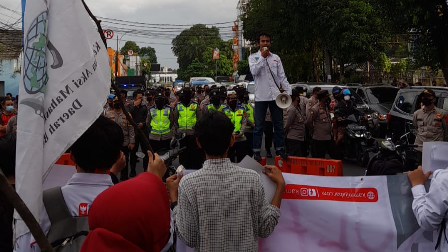 KAMMI Bogor, Protes, Kenaikan Harga BBM, Minyak Goreng, BBM, Kelangkaan Minyak Goreng