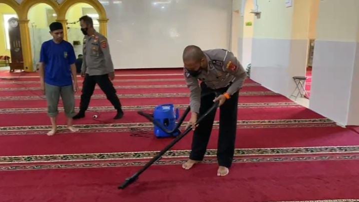 Bhakti Ramadhan, Ramadhan 2022, Polresta Bogor, Jaga Keamanan, Bersih Bersih Masjid