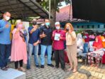 Warga Cibadak Terima BLT Minyak Goreng Senilai Rp 500ribu Warga Cibadak, BLT Minyak Goreng, Minyak Goreng Langka,
