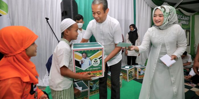 Srikandi AMK Jabar, Brenda Rara Berikan Santunan Anak Yatim Srikandi AMK, AMK Jabar, Brenda Rara, Santunan Anak Yatim