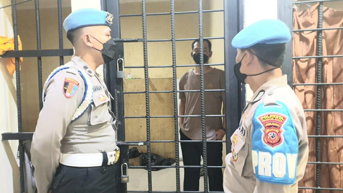 Oknum Polisi, Oknum Polisi Ditahan, Prosedur Tilang, Jalan Padjajaran