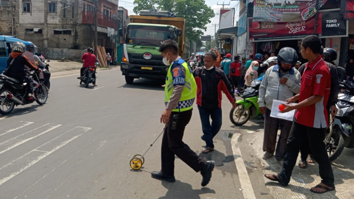 Kecelakaan Beruntun, Caringin, Pengendara Motor, Meninggal Dunia