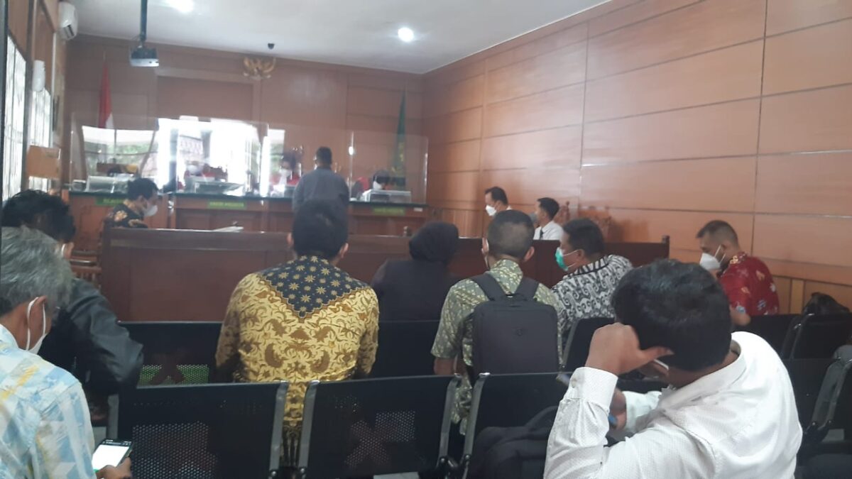 Sidang Gugatan, Bukit Mekarwangi, Saksi Sidang, Fasos Fasum