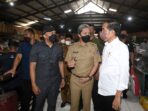Jokowi Tinjau Harga Minyak Goreng dan Bagikan Bansos di Pasar Bogor Presiden Jokowi, Harga Minyak Goreng, Bansos, Pasar Bogor