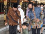 Jokowi Silaturahmi dengan Sultan Hamengkubuwono di Keraton Yogyakarta Jokowi, Silaturahmi, Sultan Hamengkubuwono, Keraton Yogyakarta, Idul Fitri 2022