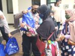 Polsek Cibinong Berbagi Sembako kepada Kaum Duafa Polsek Cibinong, Paket Sembako, Kaum Duafa