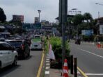 Jalur Puncak Padat, Polres Bogor Berlakukan Sistem One Way Jalur Puncak Macet, Polres Bogor, Sistem One Way