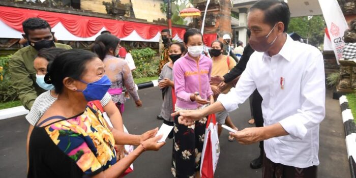 Suka Cita Warga Tampaksiring Bertemu Presiden Jokowi Suka Cita, Warga Tampaksiring, Tampaksiring, Presiden Jokowi