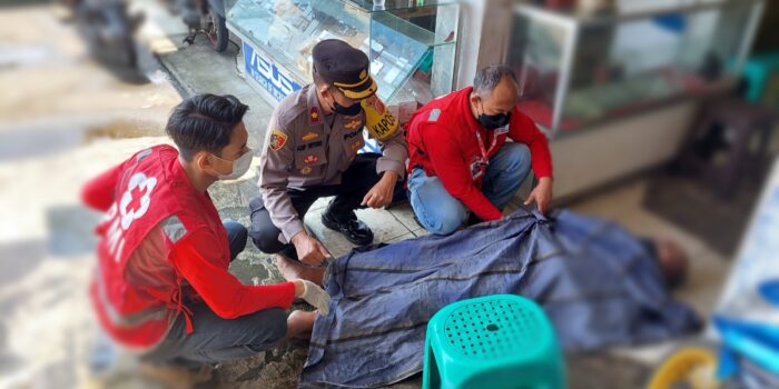 Seorang Pria Paru Baya Ditemukan Tewas di Pasar Ciawi Pria Paru Baya, Ditemukan Tewas, Pasar Ciawi, Tewas di Pasar Ciawi