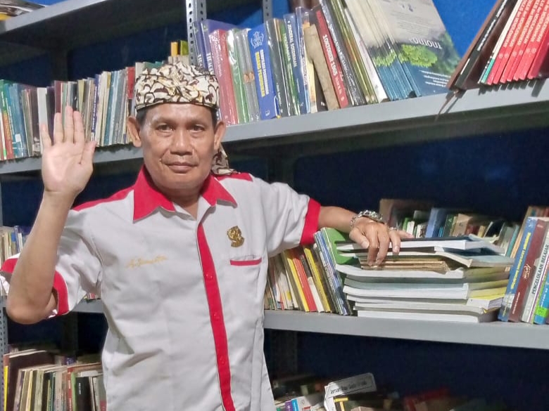 Intelektualitas, Fakta dan Realita, Ace Sumanta
