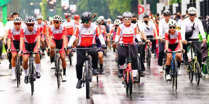 Parade Kemenangan Atlet Sea Games, Kapolri Kembangkan Olahraga Sepeda Parade Kemenangan, Atlet Sea Games, Kapolri, Olahraga Sepeda