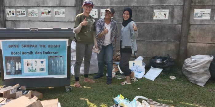 Kurangi Penumpukan di TPA, Warga Serpong Pilah Sampah dari Rumah Penumpukan Sampah, Sampah di TPA, Warga Serpong, Pilah Sampah, Bank Sampah