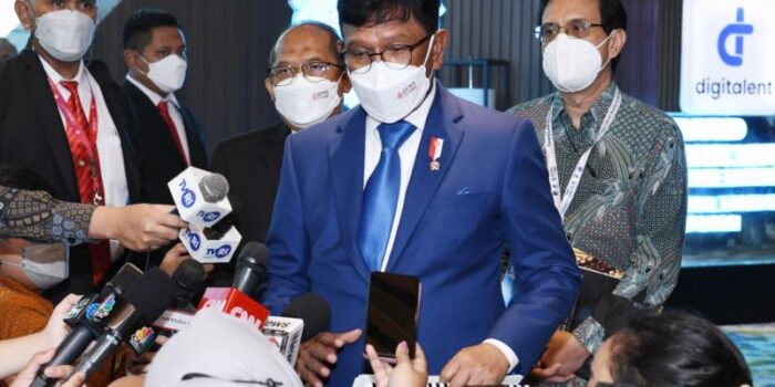 kominfo-menteri-johnny-doorstip-peluncuran-DTS-DLA-AYH-1