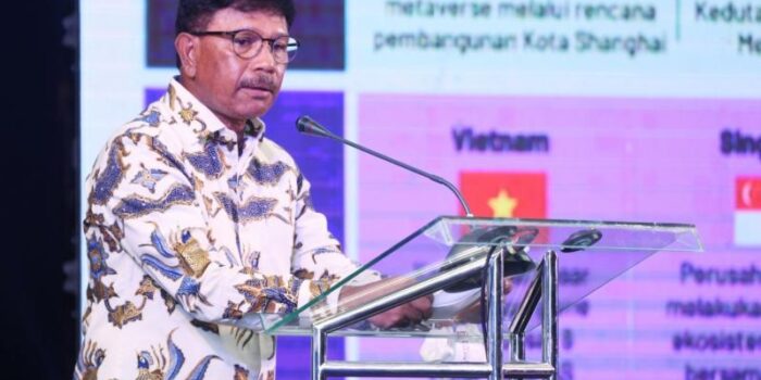 kominfo-menteri-johnny-infrastruktur-metaverse-AYH-1