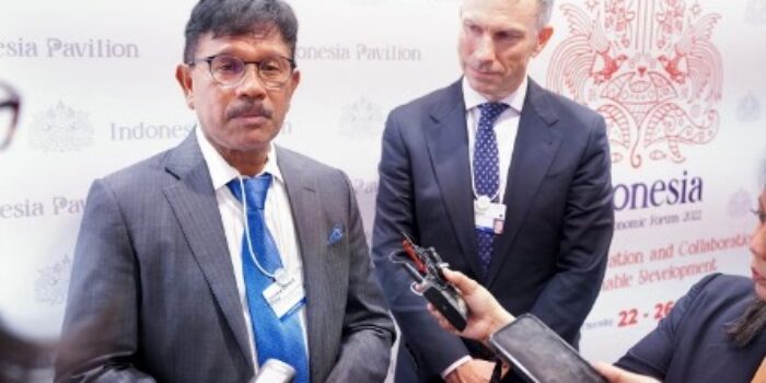 kominfo-menteri-johnny-ketemu-google-davos-1