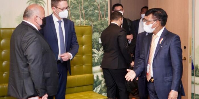 kominfo-menteri-johnny-meeting-minister-digital-transport-jerman-berto-1