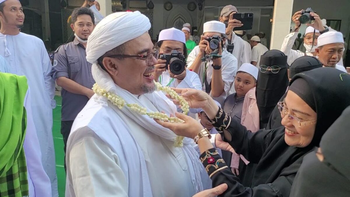 HRS, Habib Rizieq, HRS Bebas, Bebas Bersyarat