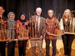 Melestarikan Alat Musik Angklung di Kalangan Perguruan Tinggi Melestarikan Angklung, Alat Musik, Angklung, Perguruan Tinggi