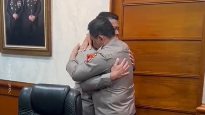 Kadiv Propam, Ferdy Sambo, Brigadir J, Polisi Tembak Polisi