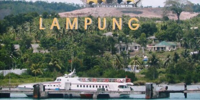Lampung, Kota Terapung, Ace Sumanta