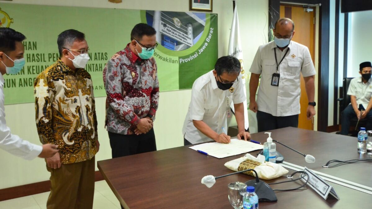 Pemkab Bogor, Opini WDP, BPK Jabar, BPK