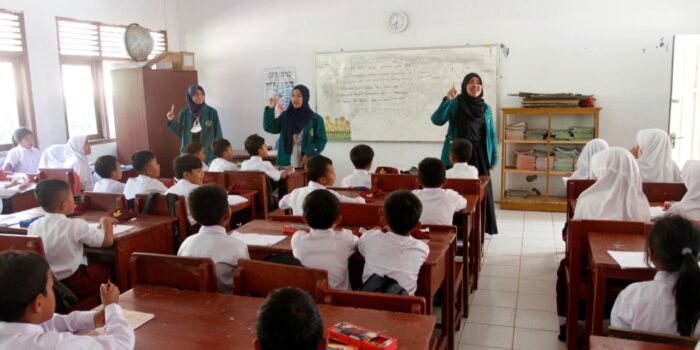 Mahasiswa UIKA KKN Tematik Mahasiswa UIKA, KKN Tematik, KKN di Cianjur
