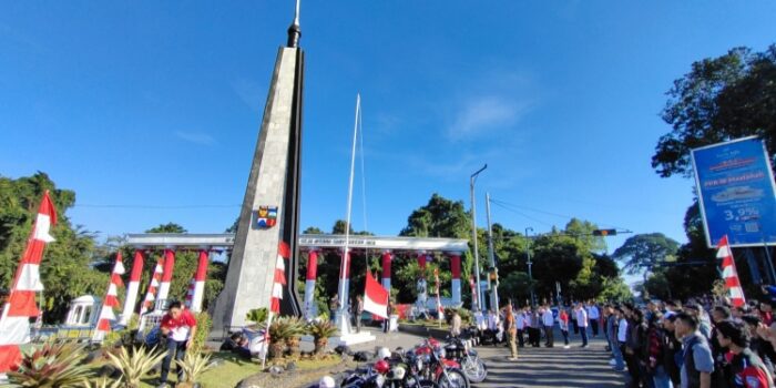 FMP 2022, Bikers se-Kota Bogor Kibarkan Merah Putih di Tugu Kujang FMP 2022, Bikers Kota Bogor, Pengibaran Merah Putih, Tugu Kujang