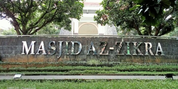 Masjid Az-zikra Masjid Az-zikra, Az-Zikra Sentul, Alvin Faiz